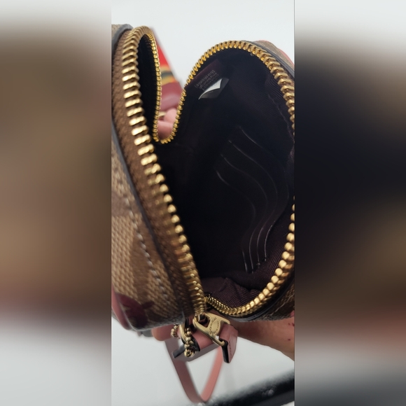 Coach North/South zip crossbody bag - Picture 4 of 4